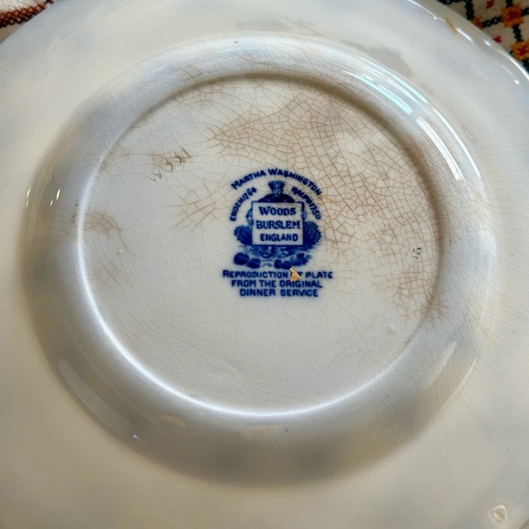 4 Flow Blue Martha Washington Chain of States Plates - Picture 5 of 9